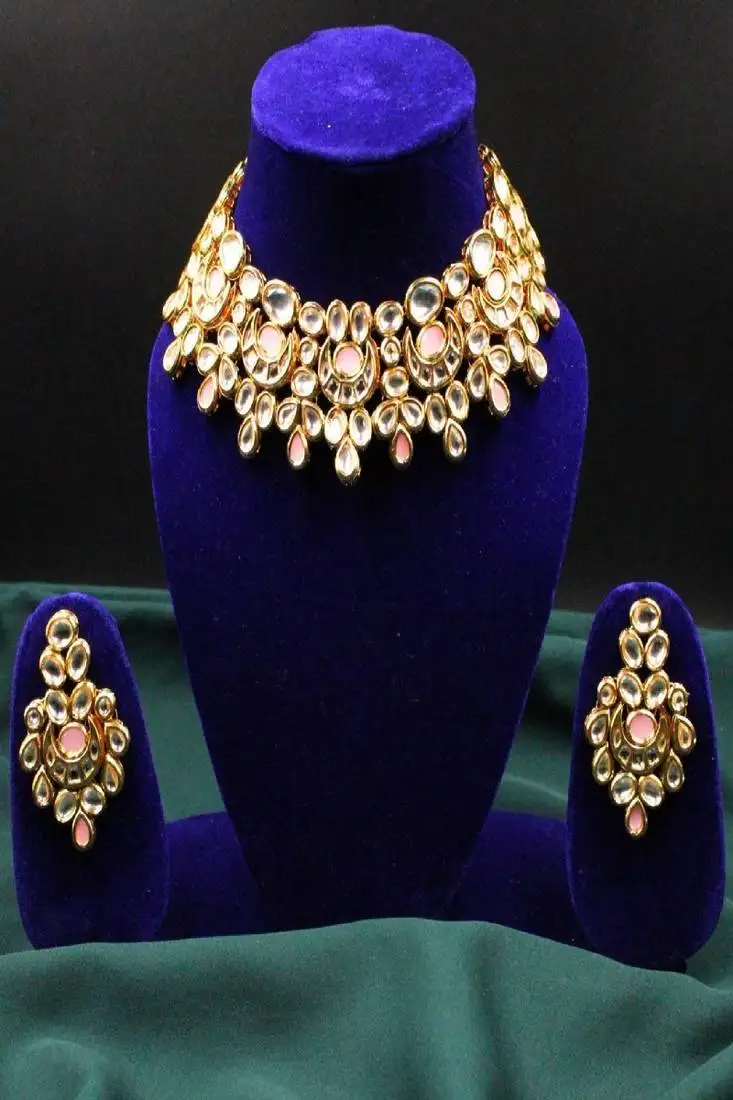 Pink gold plated meenakari kundan heavy choker necklace set with maangtikka