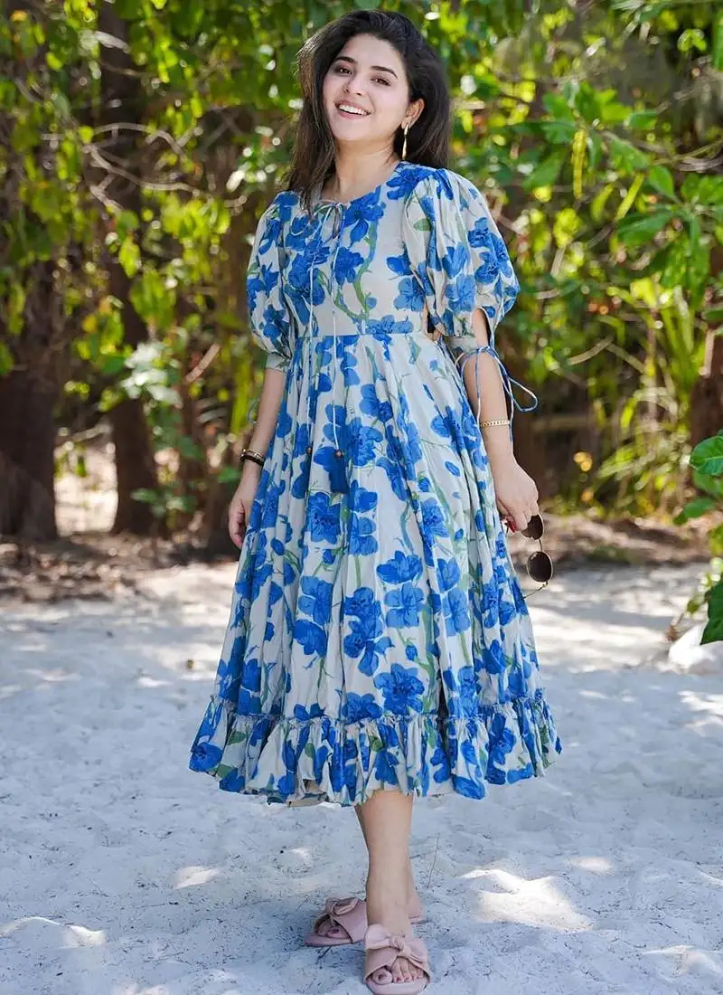 Blue & white digital print rayon kurti