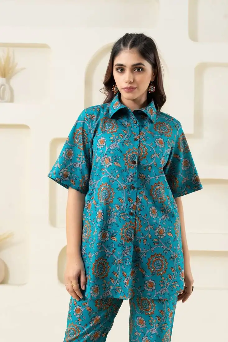 Cyan block printed pure cotton top