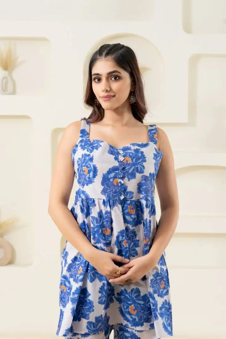 White floral printed pure cotton sleevelss top