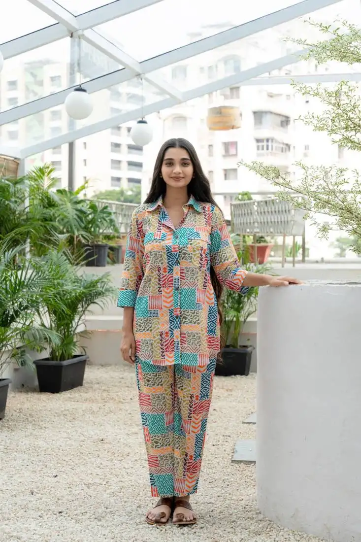 White printed cottonshirt