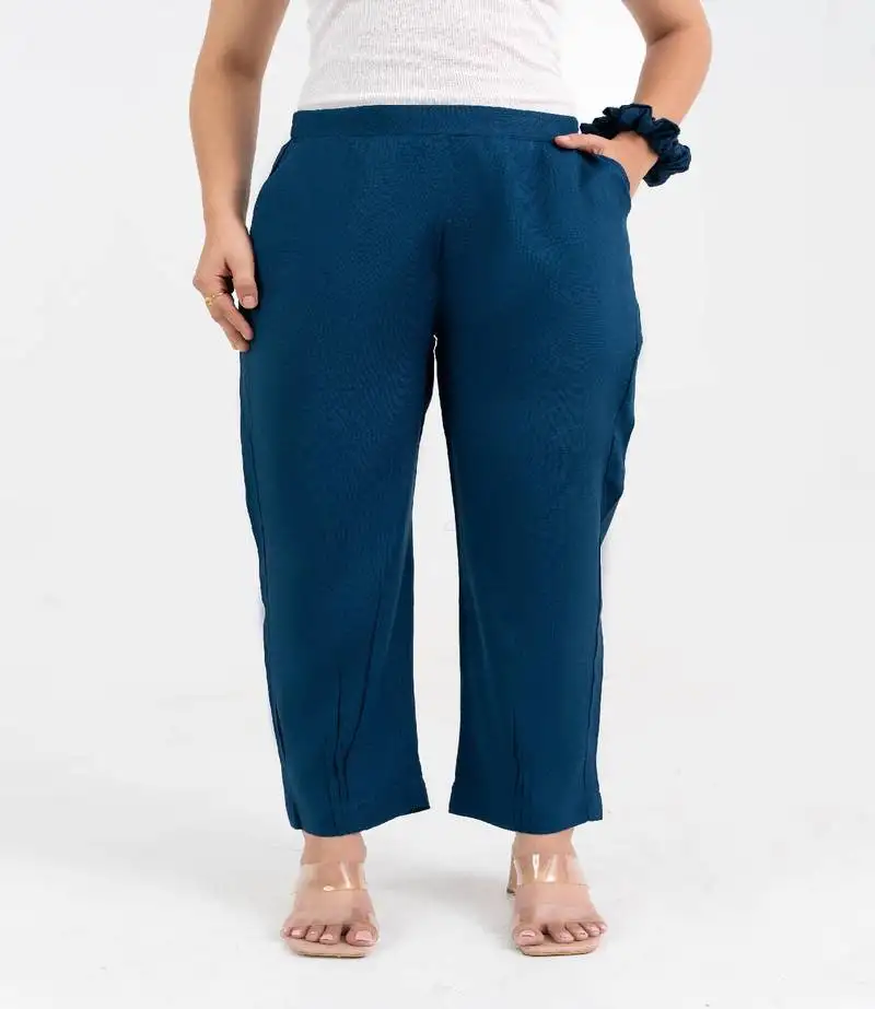 Sapphire solid viscose pant with pleated bottom