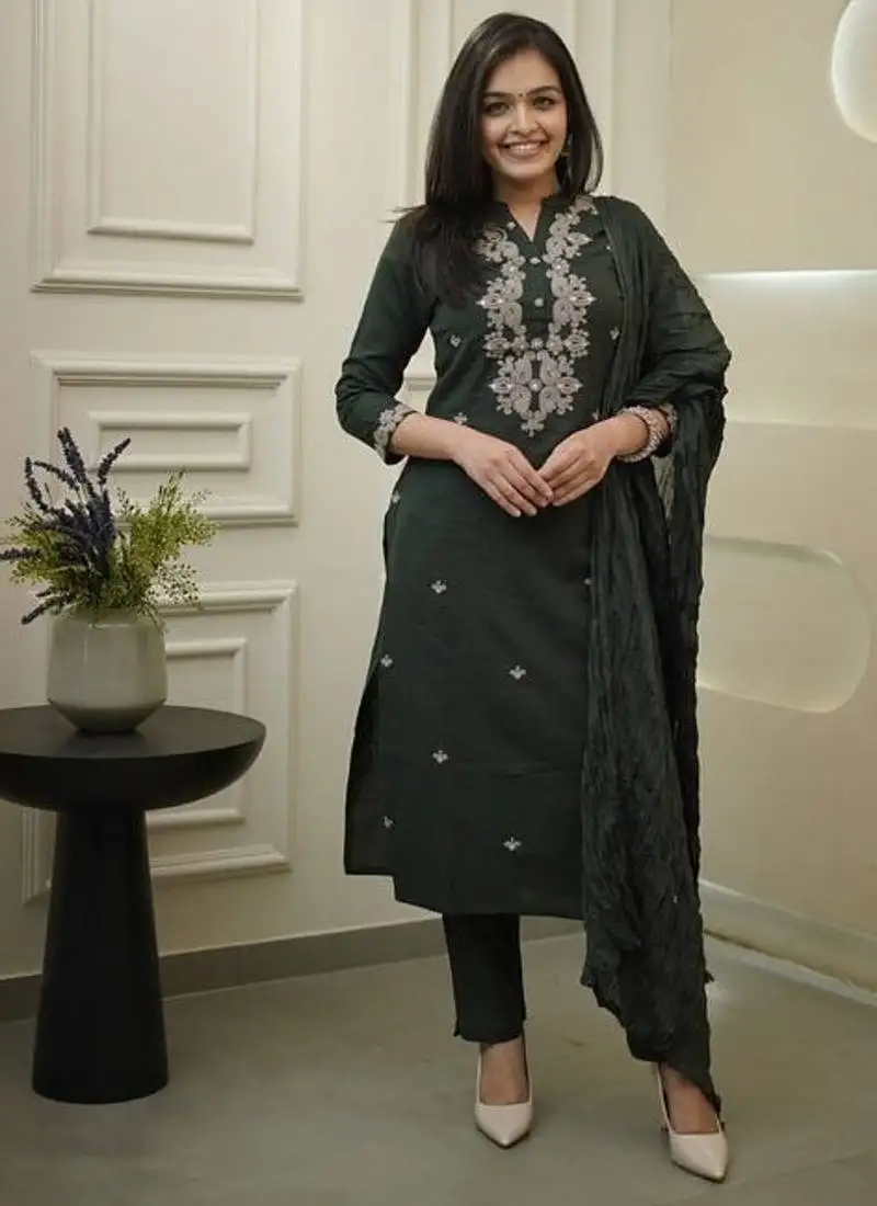 Dark green embroidered cotton suit set with dupatta