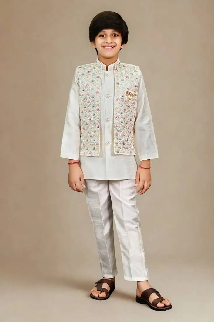Boys cotton silk geometric sequined leaf motif embroidered sherwani set- multicolor