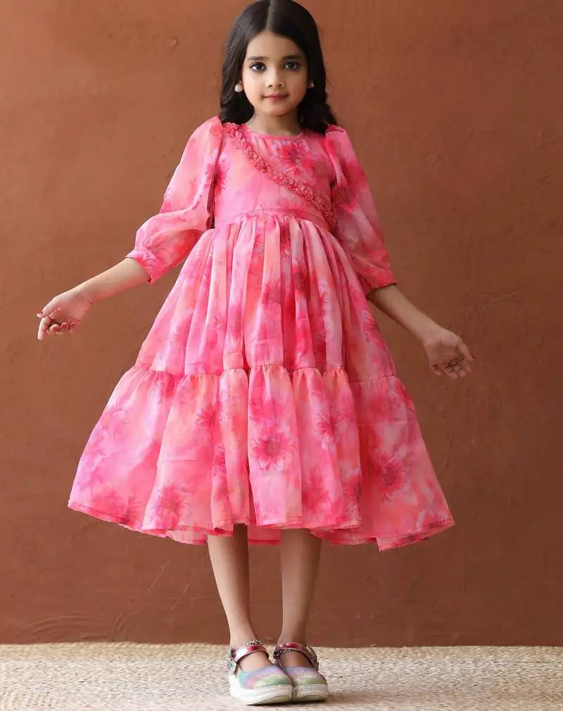 Women s pink rayon embroidered straight kurta set