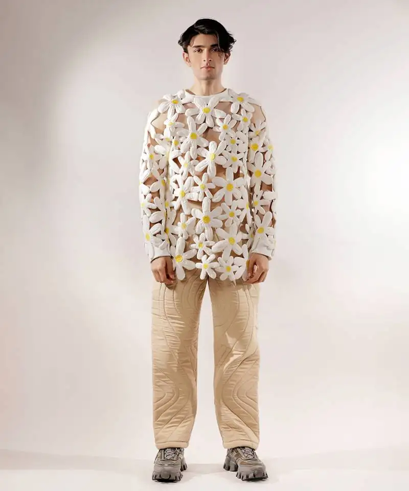 3d flower quilted crepe fabric white sweatshirt