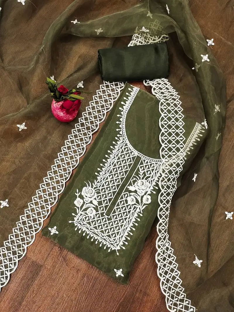 Mehendi floral embroidered organza suit set with lace detailing unstitched