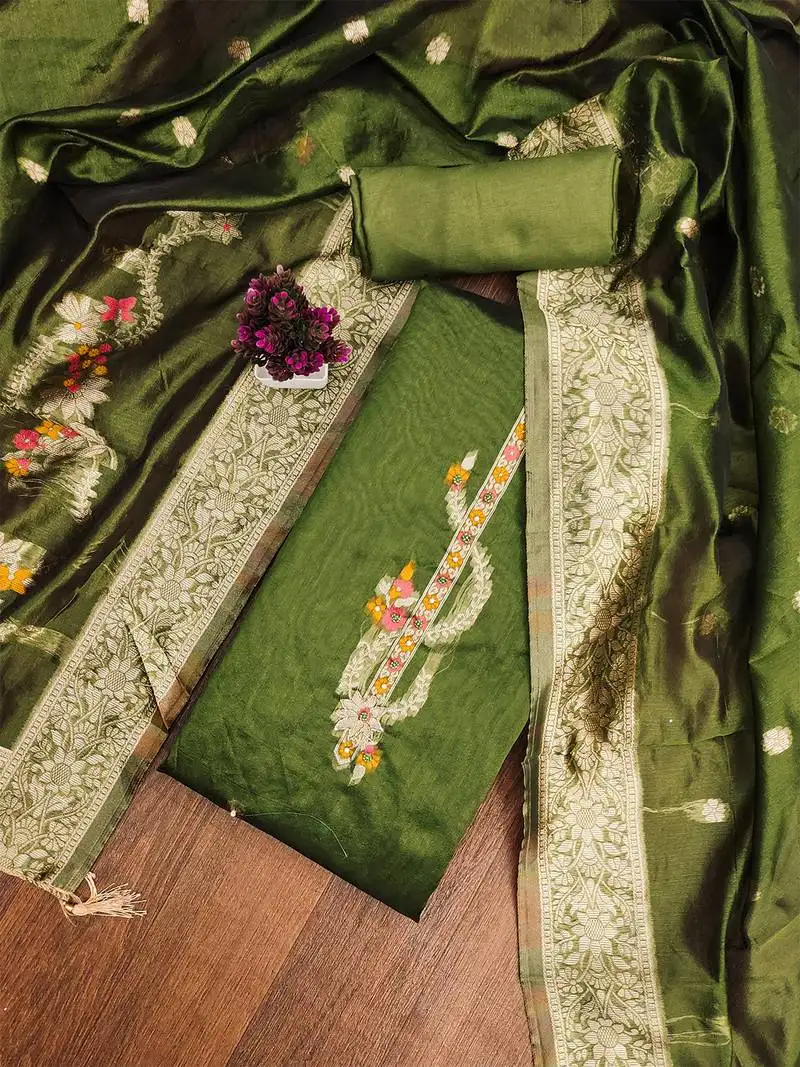 Elegant green jacquard embroidered salwar suit material with rich woven dupatta unstitched