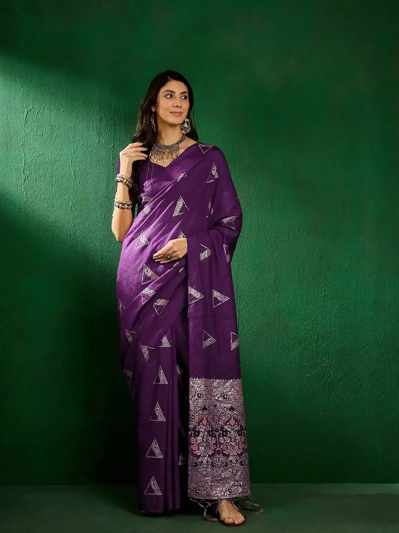 Purple dola jacquard cotton saree with woven design