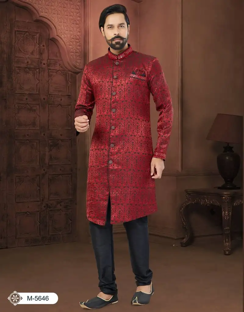 Maroon soft jackard havy classic indowestern with fancy button for mens