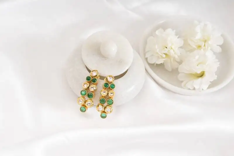 Nahida kundan earring