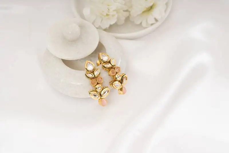 Peach kundan earring