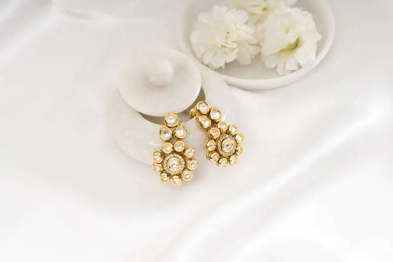 Feiyaz kundan earring