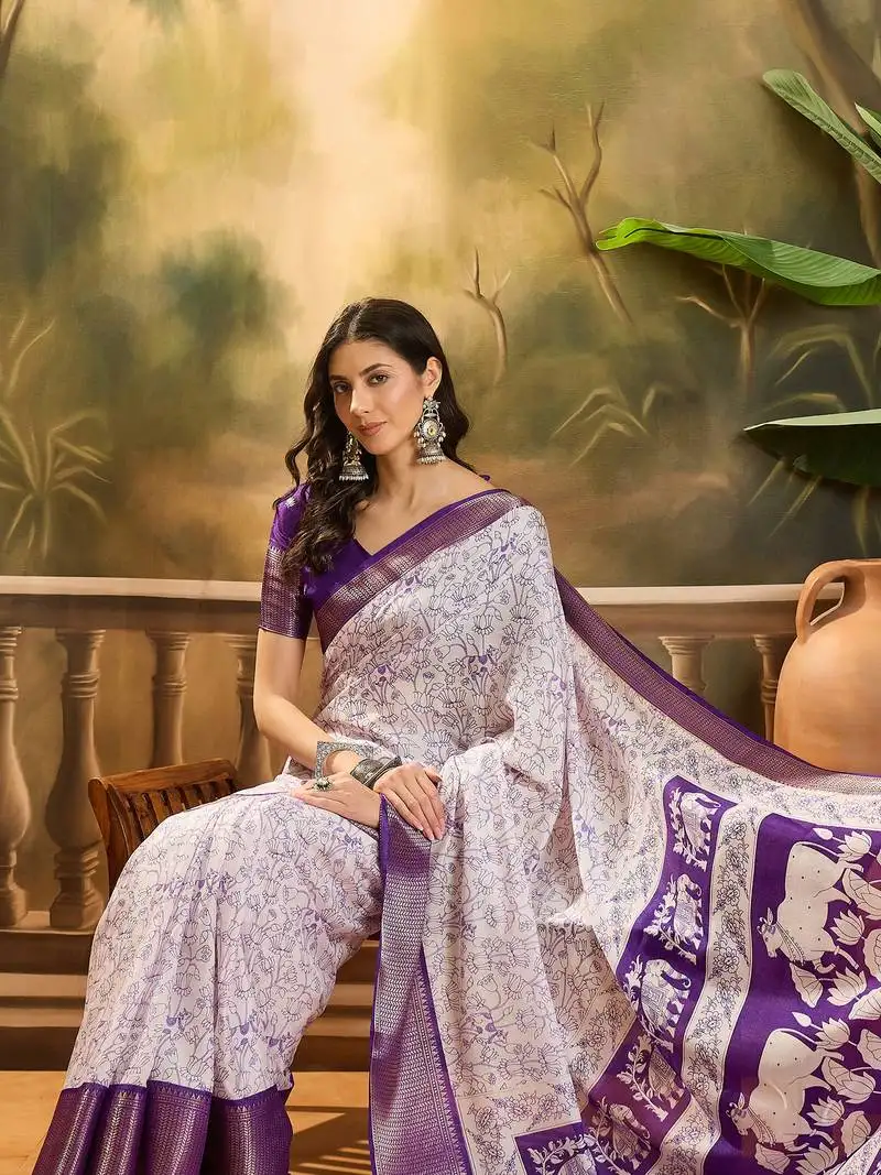 Women's white silk cotton printed saree with unstitched blouse piece