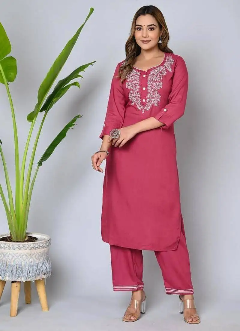 Women maroon rayon embroidered kurta with pant