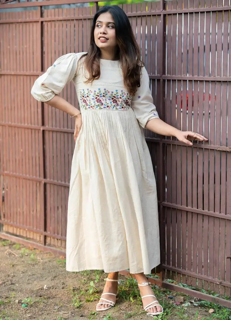 Off-white floral embroidered long kurti