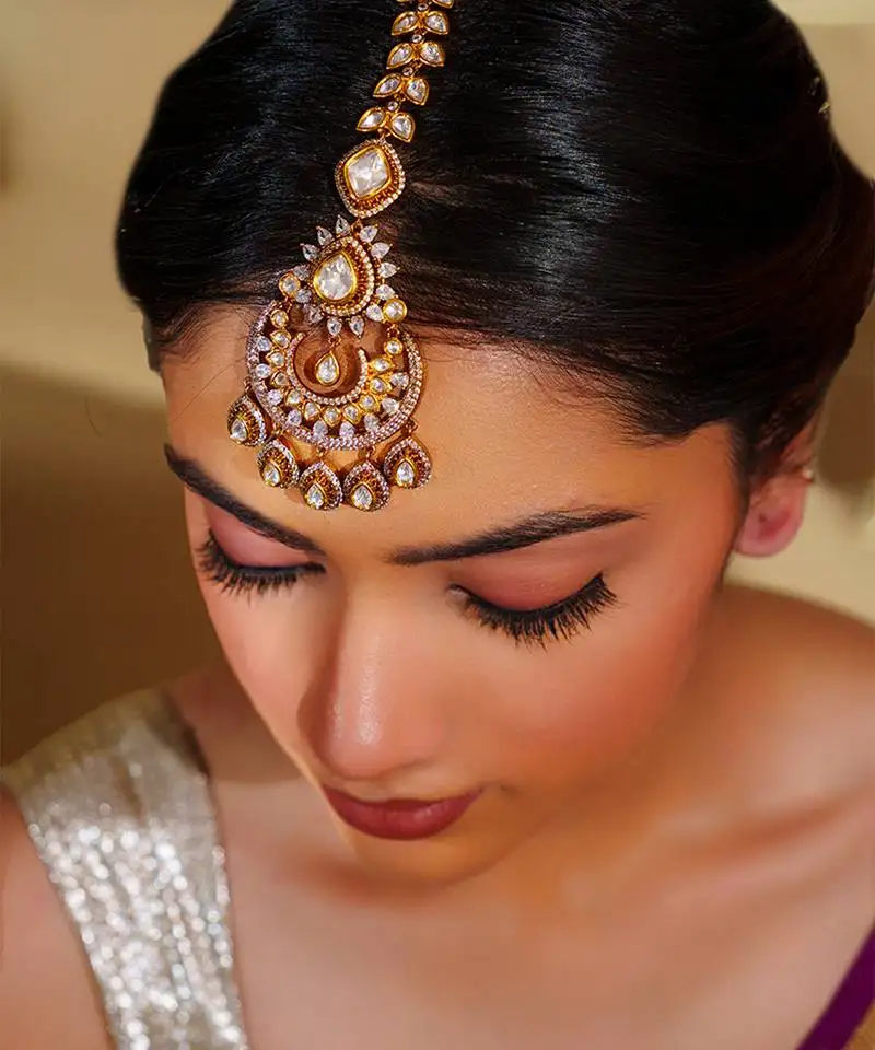 Elegant and stylish moissanite maangtikka