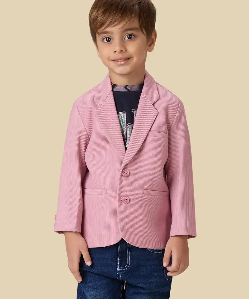 Full sleeves blazer set with graphic printed t-shirt - pink