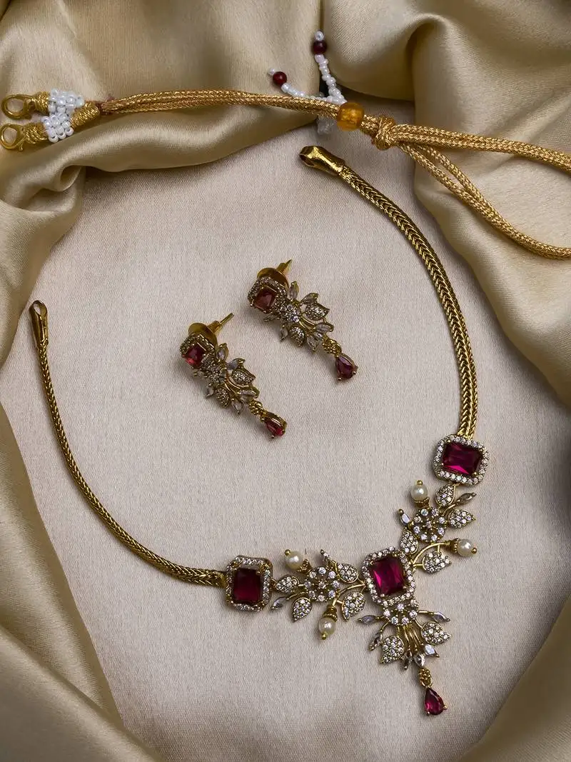 Ruby red ad pearl flower necklace set