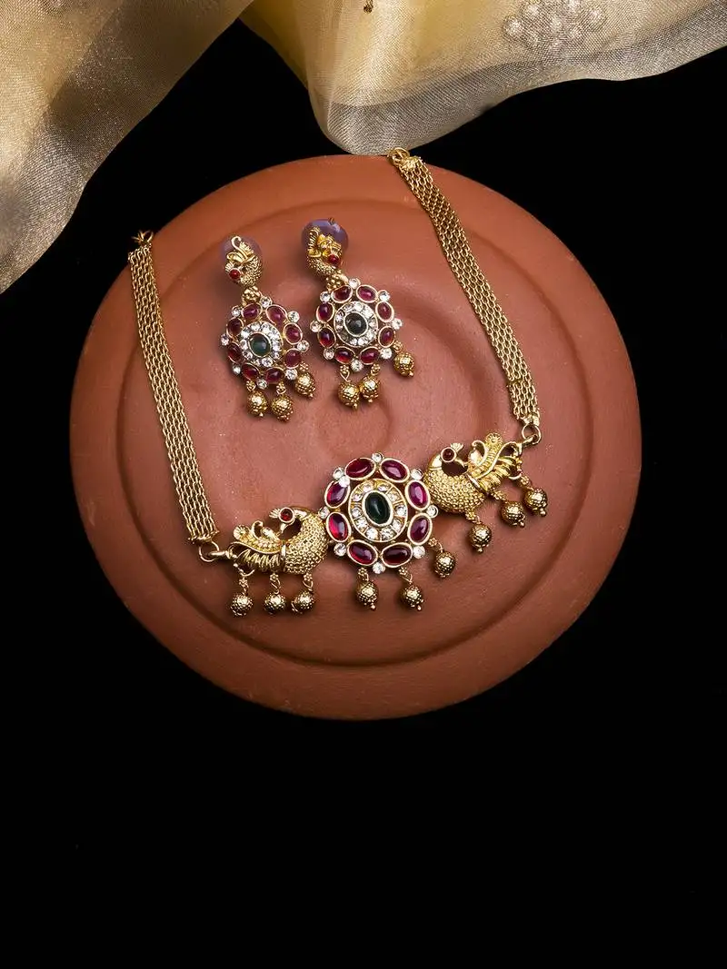 unique gold plated kemp studded peacock choker set
