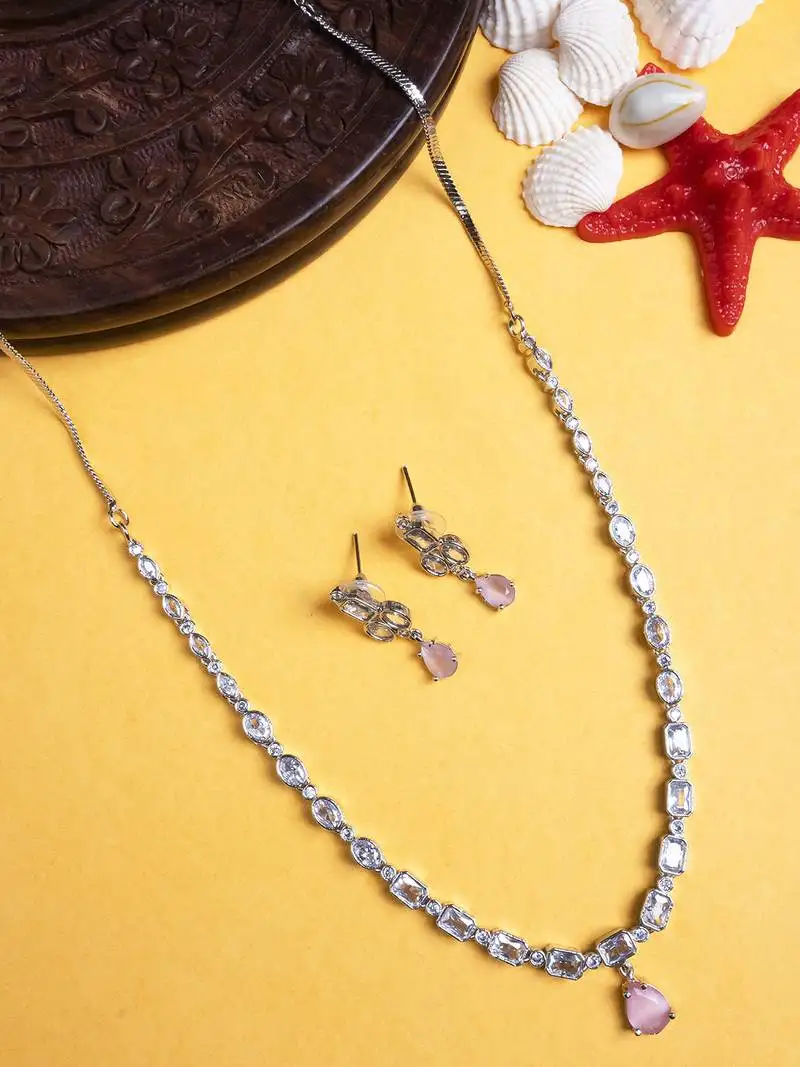 Pink ad sleek necklace set