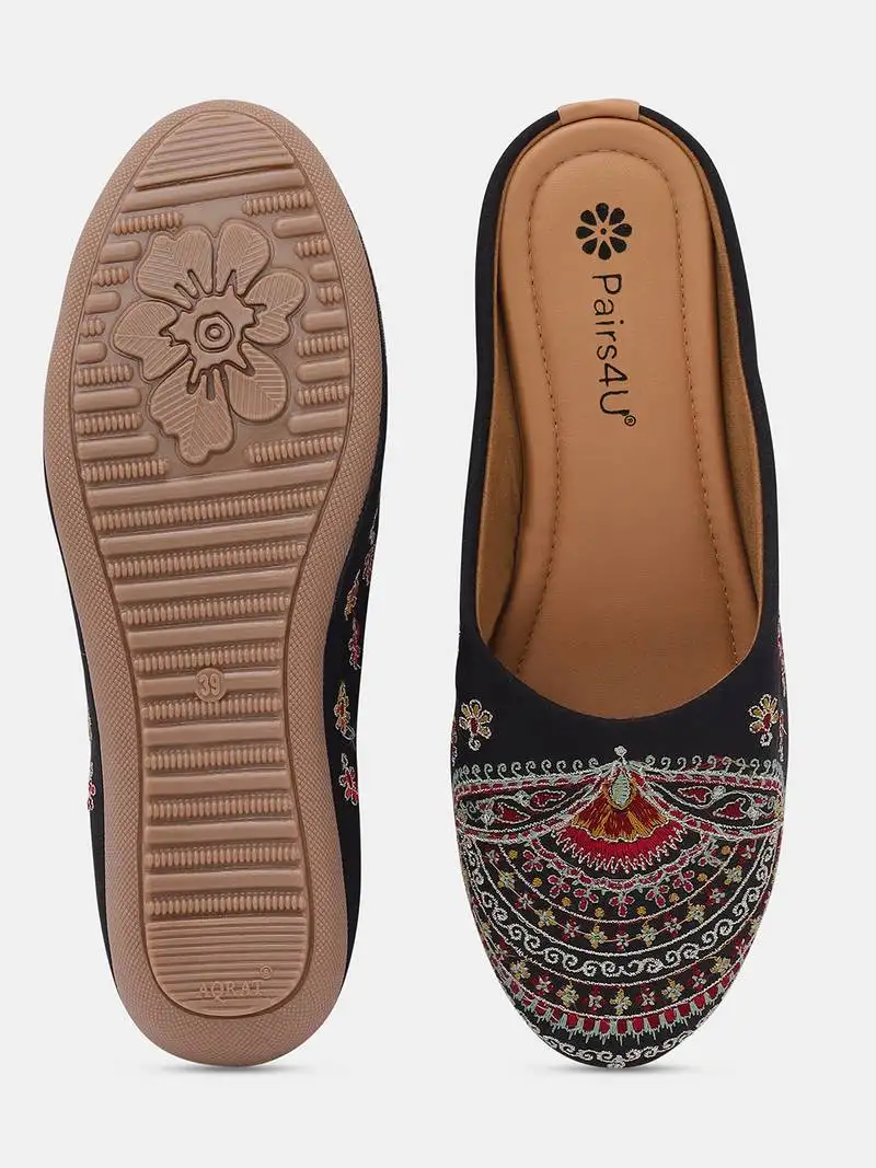 Pairs4u women's black ethnic mojari jutti embroidered canvas slip-on comfortable sole punjabi traditional footwear