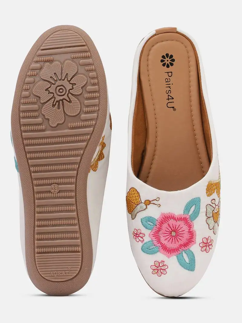 Pairs4u women's canvas embroidered punjabi white mojari juttis with comfortable pvc sole & stylised toe for ethnic wear