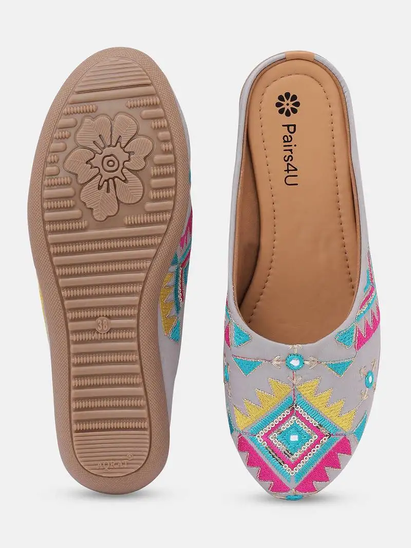 Pairs4u women's grey embroidered canvas juttis - ethnic slip-on flats with stylish toe and comfortable pvc sole