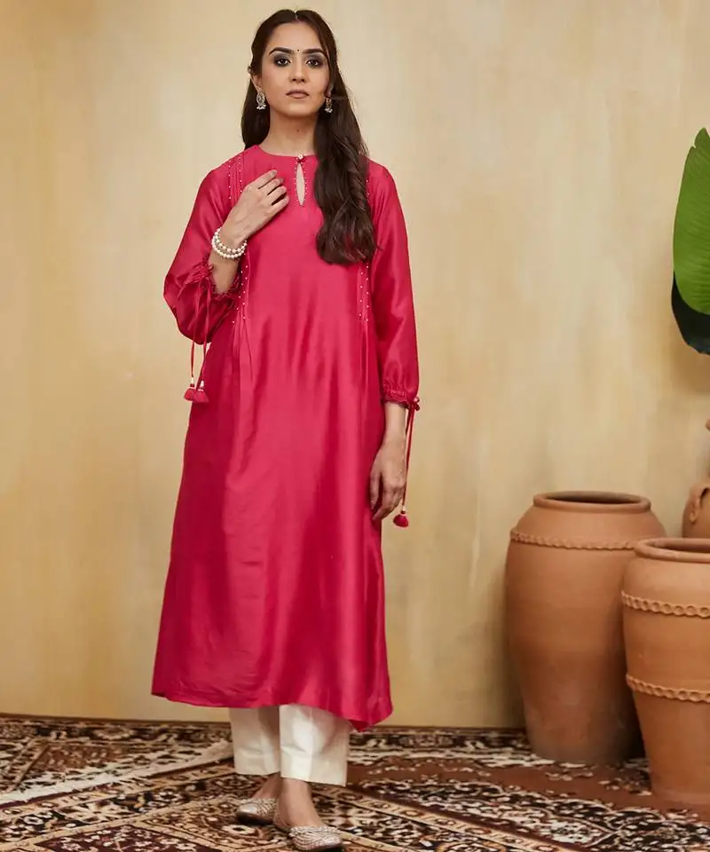 Pink plain chanderi kurti with handmade tassels