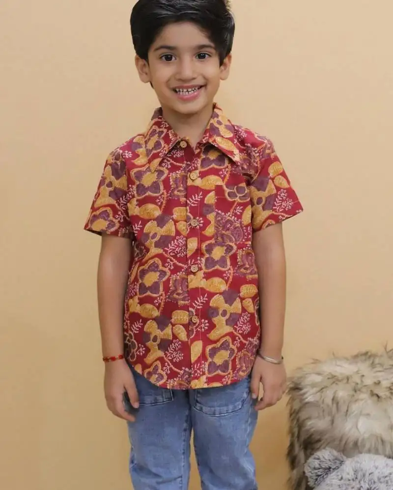 Red cotton printed shirts for boys