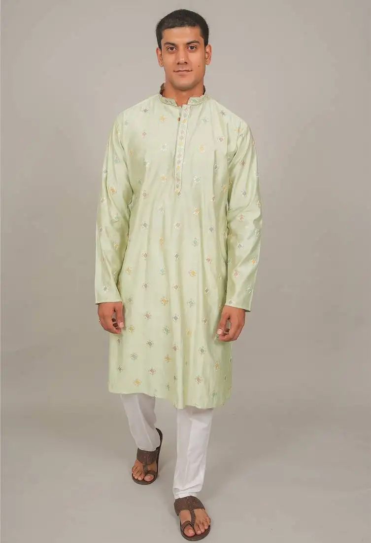 Handcrafted cotton kurta pajama set for men   pista green