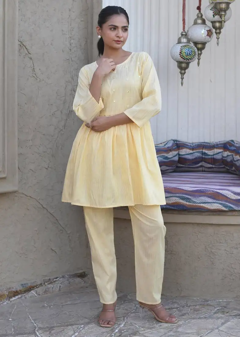 Yellow embroidered cotton lurex tunic with pants - set of 2