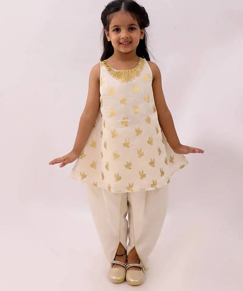 Off white printed chanderi kurta set