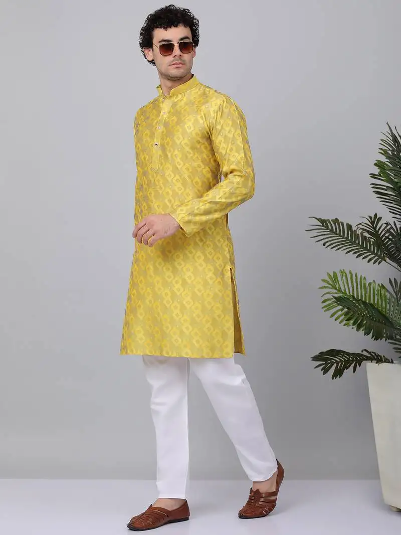 Men yellow silk blend jacquard kurta