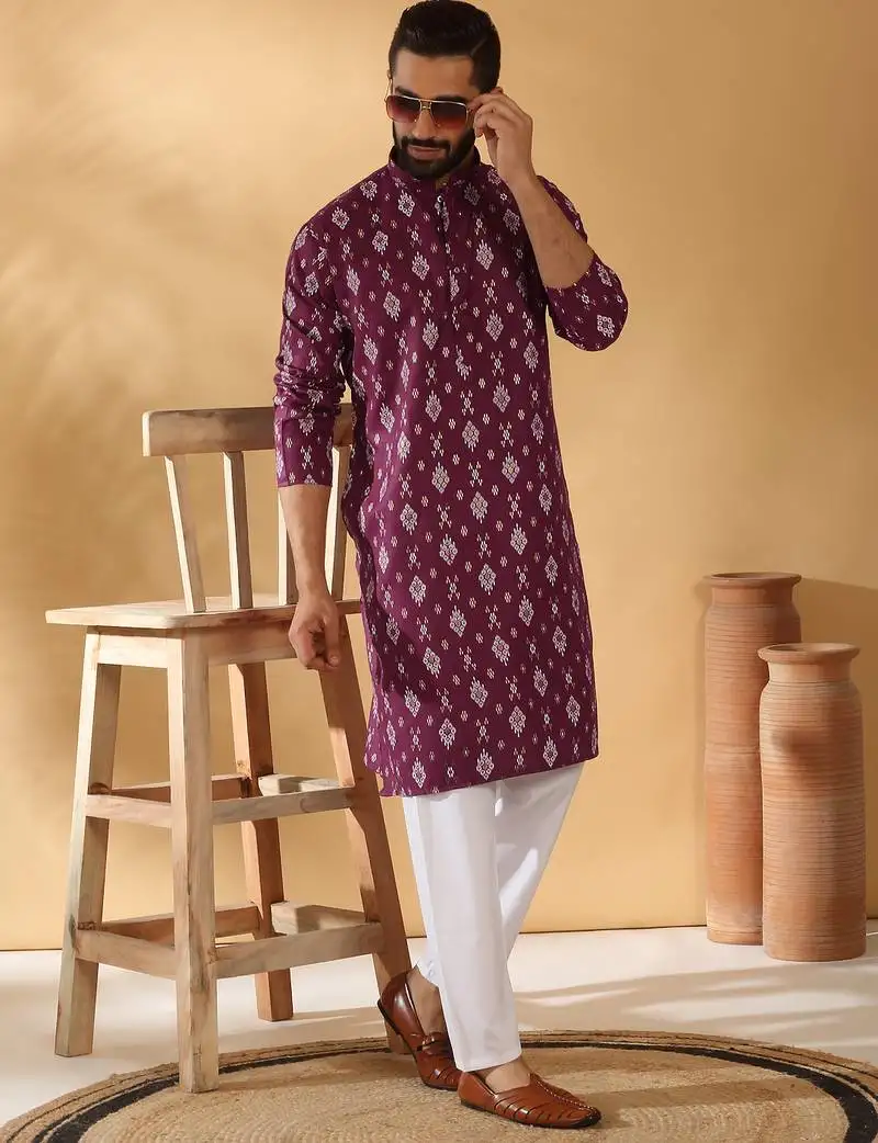 Cotton blend geometric printed maroon kurta and pyjamas