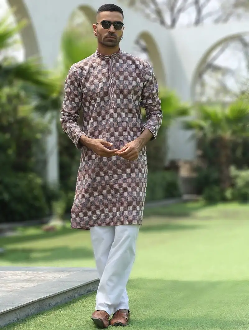 Cotton rayon embroidered chikankari sequinned mauve kurta with elasticated pyjamas