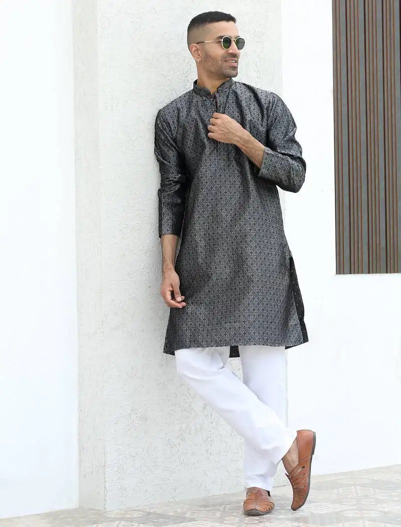 Silk blend jacquard self design grey kurta with elasticated pyjamas