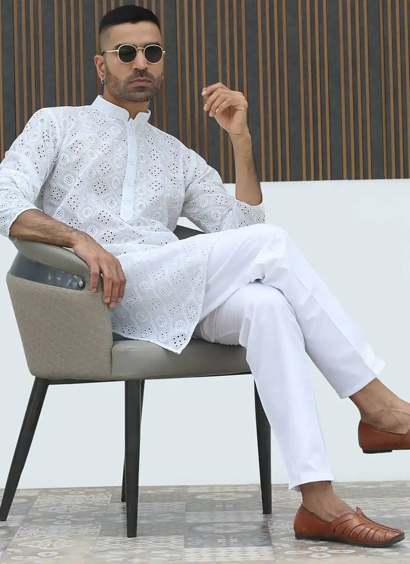 Cotton blend chikankari embroidered white kurta with elasticated pyjamas