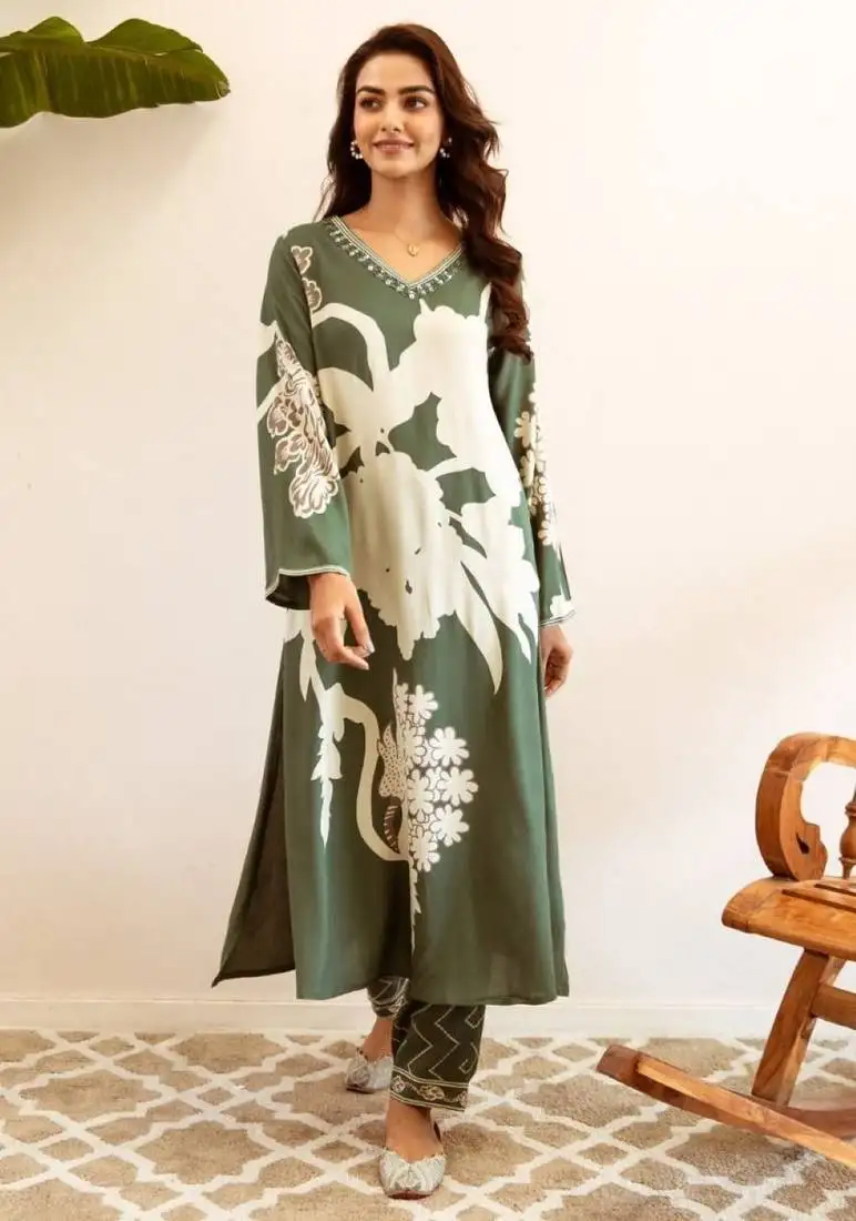 Fern green printed cotton kurta sets