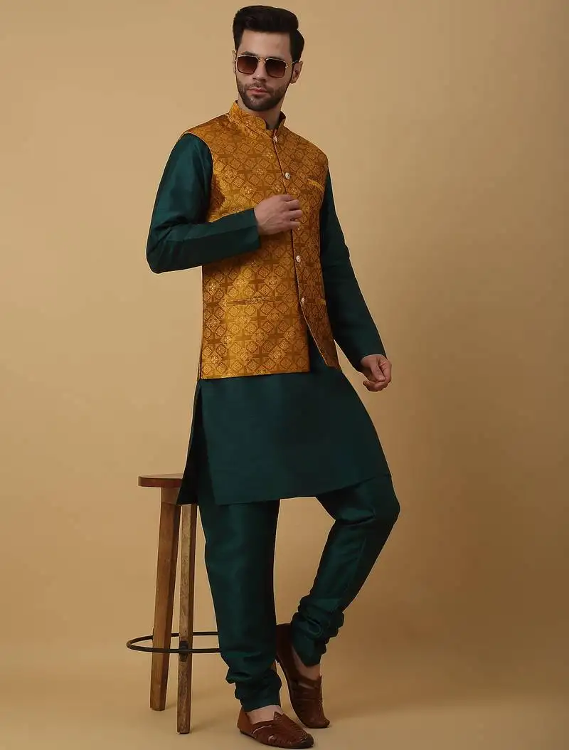 Men's green kurta and churidar with jacquard floral nehru jacket