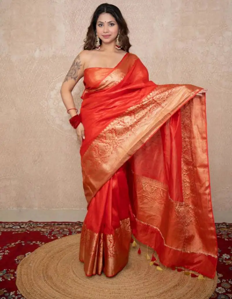 Red silk blend linen saree