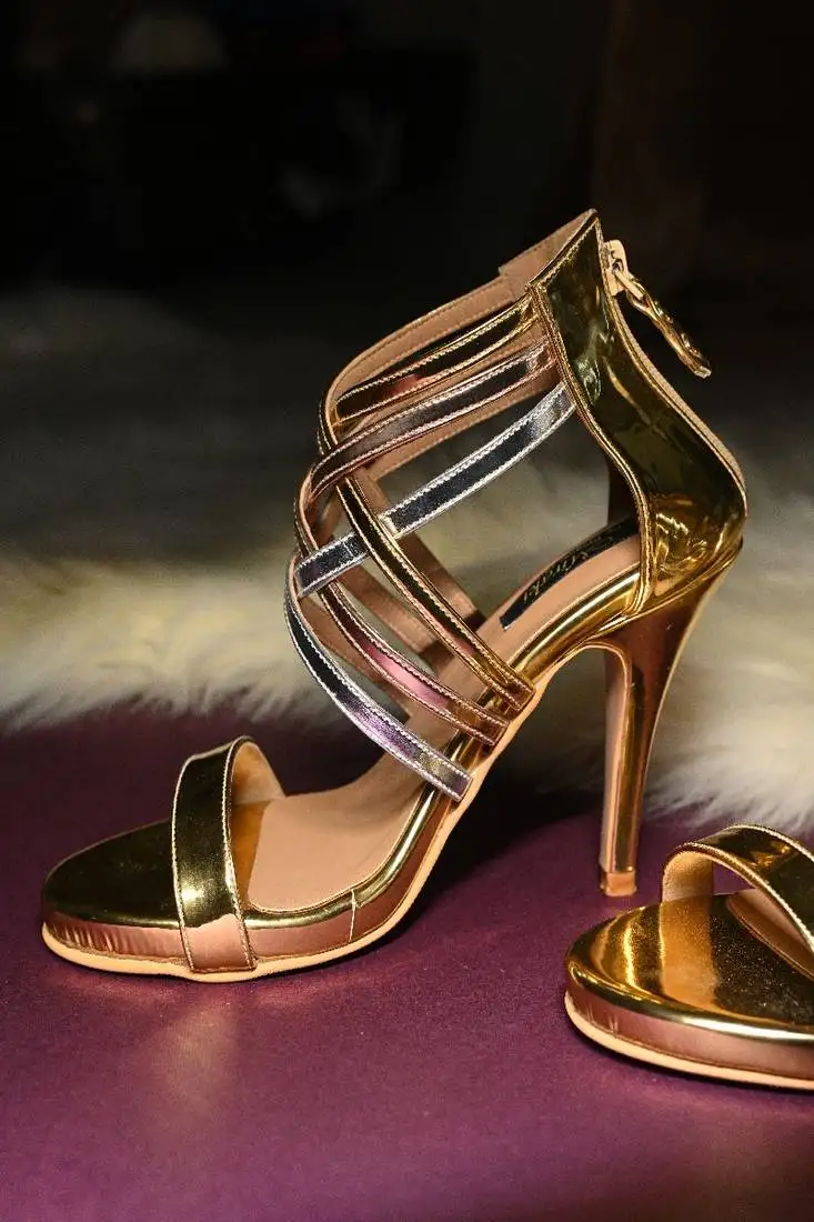 Criss cross metallic heels