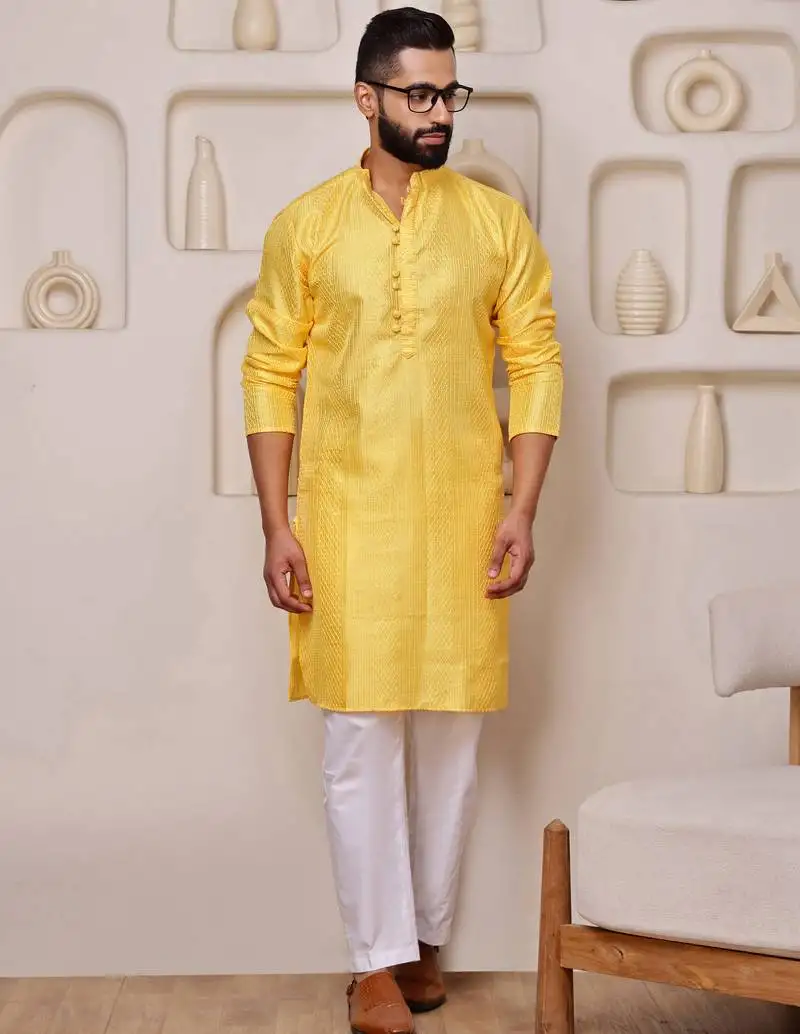 Men yellow cotton blend kurta with ethnic sequin embroidery