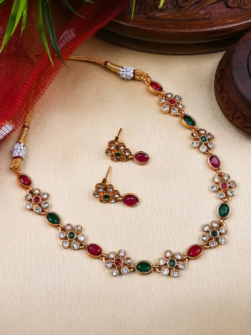 Ruby green kemp studded sleek flower necklace set
