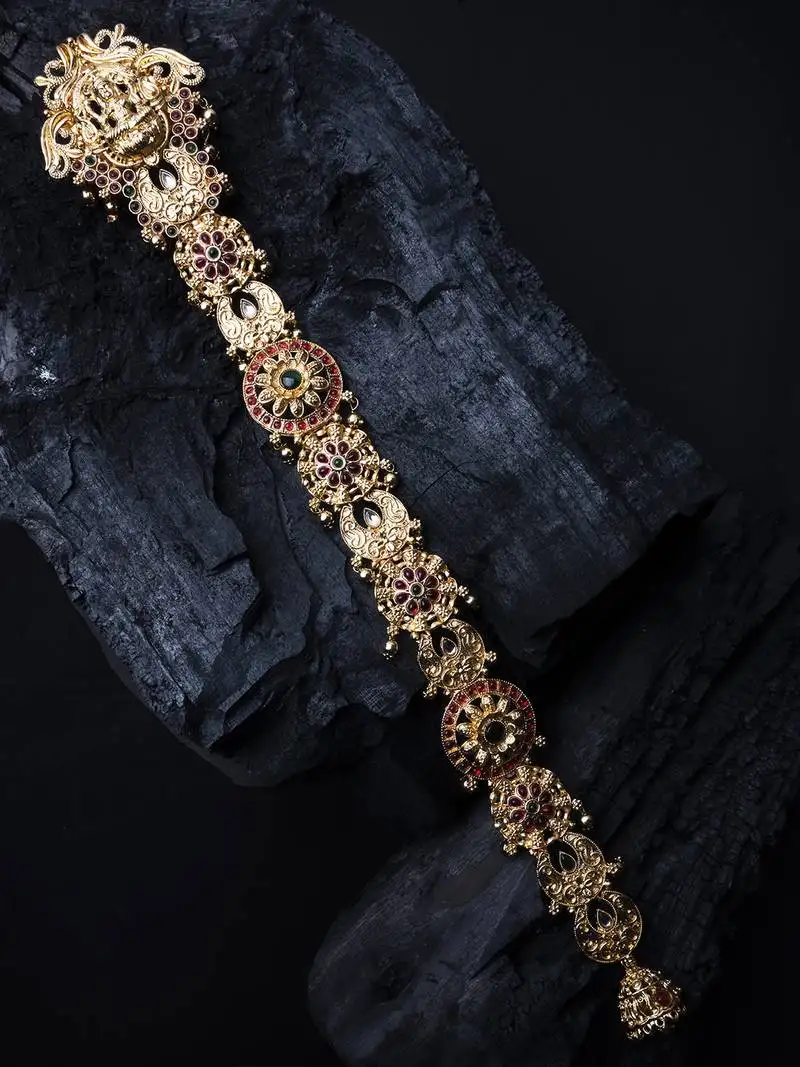 Gold plated kemp chakra jada billai