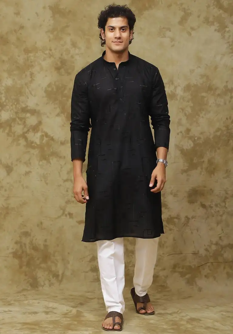 Black cotton zari embroidered kurta set for men