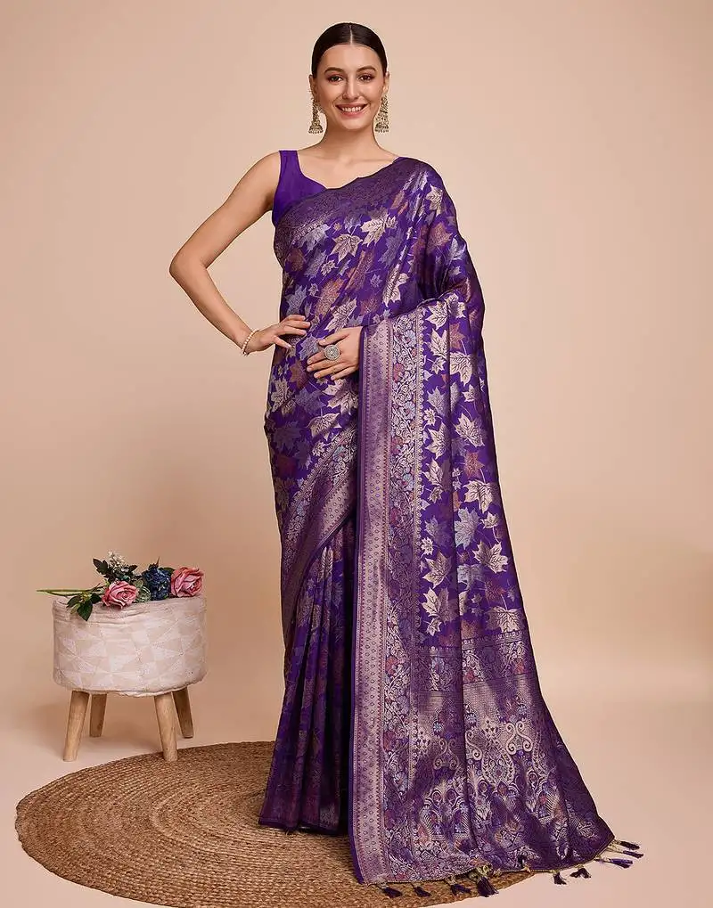 Purple gold jari weaving silk blend saree