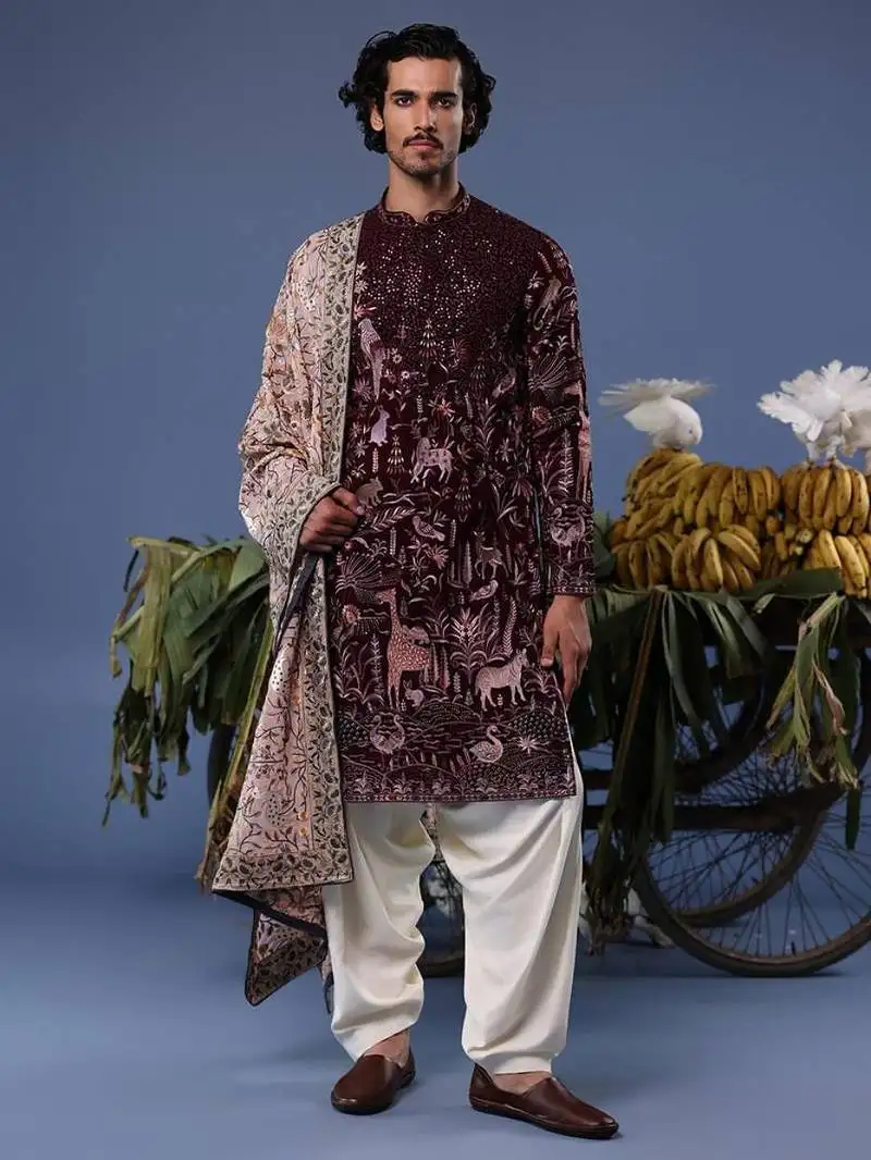 Kaif giraffe wine kurta set