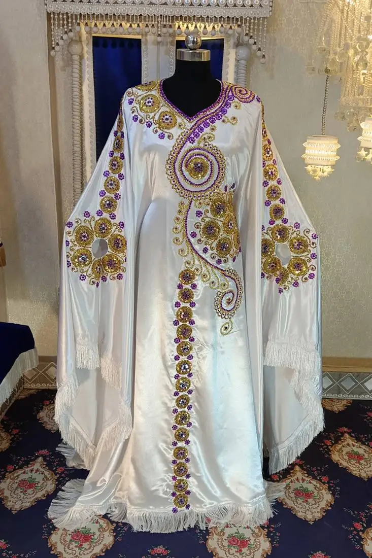 White and gold unique israeli kaftan