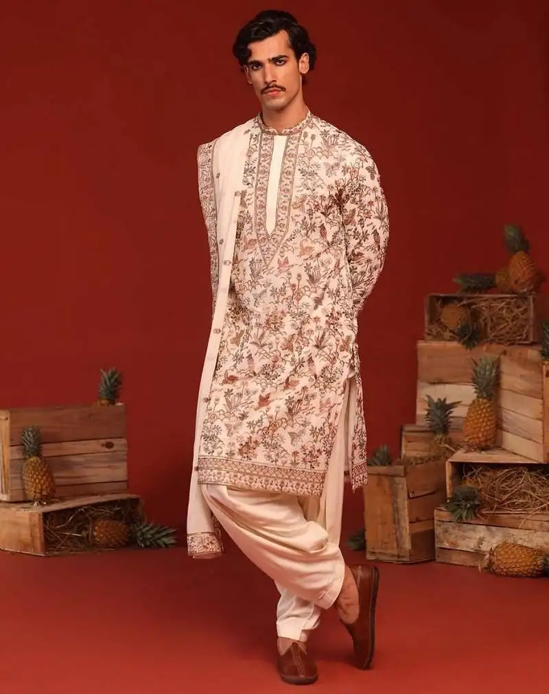 Sarang ivory kurta set